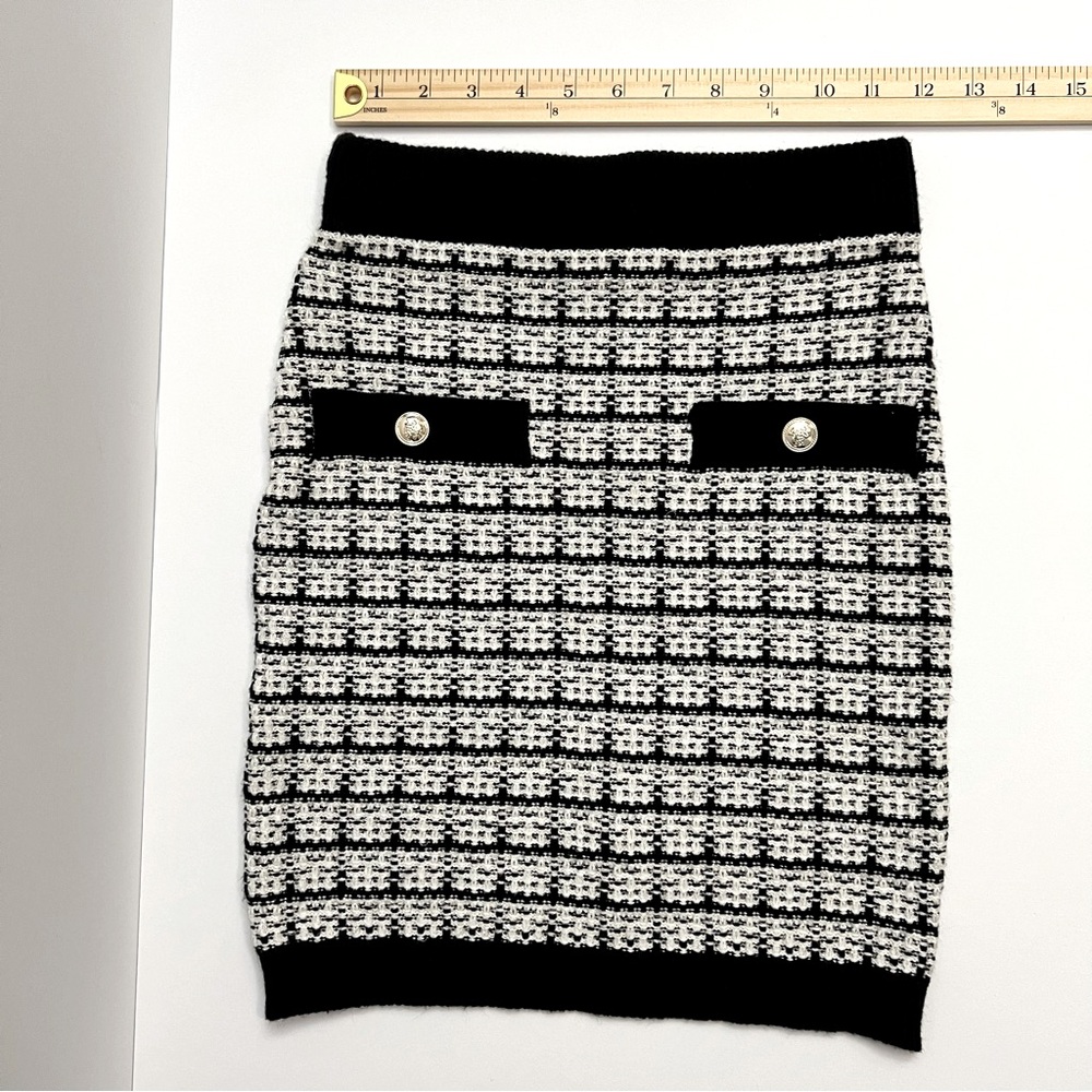 NWT AKIRA Tweed Mini Skirt with Gold Buttons - Picture 6 of 10